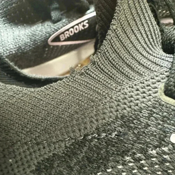 Brooks Levitate 5 Stealth Fit Gray-Purple Women's Running Shoes Size 7.5 - Picture 8 of 8